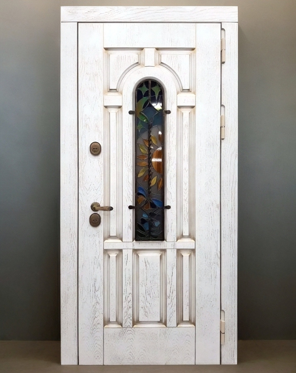 С витражным стеклом С витражным стеклом