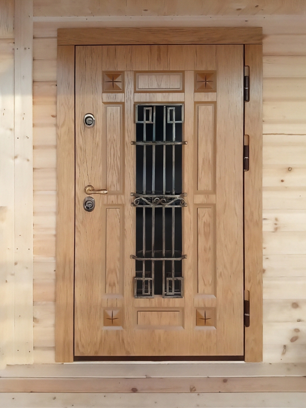 Утепленная дверь с ковкой Утепленная дверь с ковкой